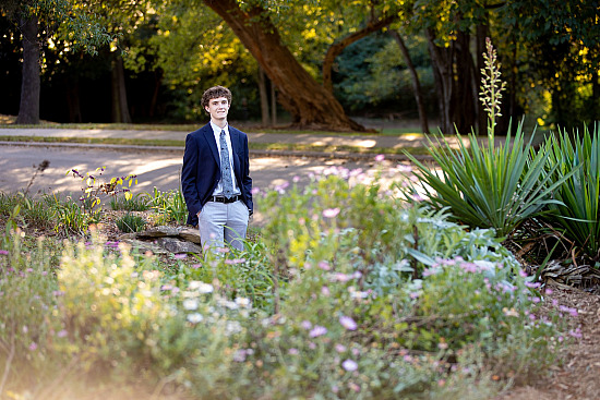 Senior Portrait Session - 15 Minute Mini-Sessions